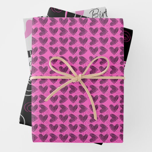 Heet roze en zwart verjaardag inpakpapier vellen (In situ)