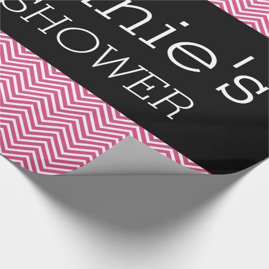 Heet roze en zwarte Vrijgezellenfeesten Chevrons Cadeaupapier (Hoek)
