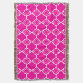 Heet Roze Geometrisch Patroon Quatrefoil Deken (Voorkant Verticaal)