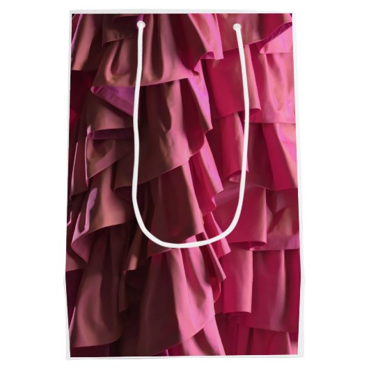 Heet Roze Glam Ruffles Patroon Modern Medium Cadeauzakje (Achterkant)