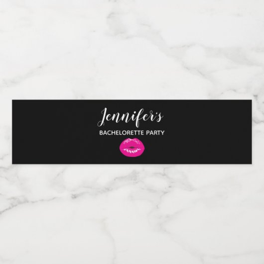 Heet Roze Glanzende Lippen op Zwarte Bachelorette Waterfles Etiket (Enkel label)