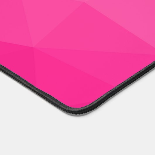 Heet roze gradiënt geometrisch maaspatroon bureaumat (Hoek)