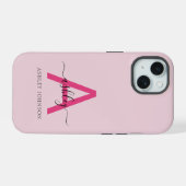 Heet Roze Moderne Script Meisjesachtig Monogram Na iPhone 15 Case (Achterkant horizontaal)