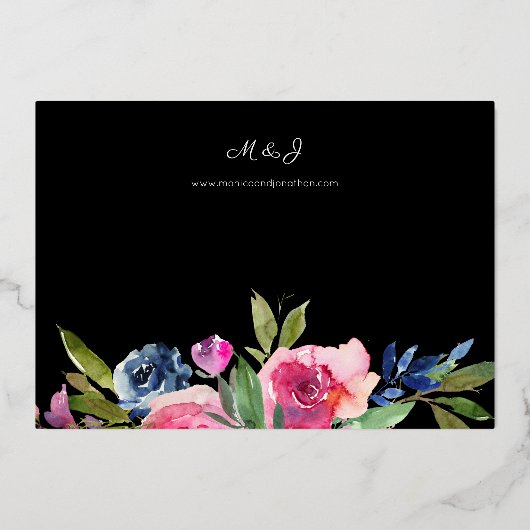Heet Roze & Navy Blauw Bloemen Bruiloft Zwart Folie Uitnodiging (Achterkant)