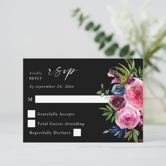 Heet Roze & Navy Blauw Bloemen geen Maaltijd V3 Zw RSVP Kaartje (Staand voorkant)