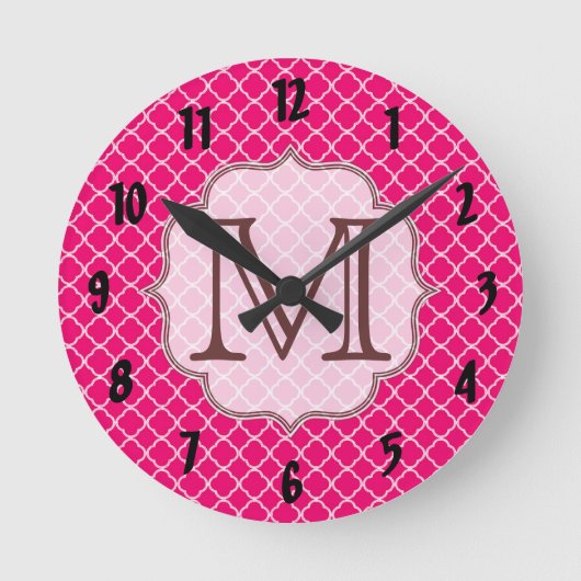 Heet Roze Quarterfoil Latti Monogram Wandklok (Voorkant)