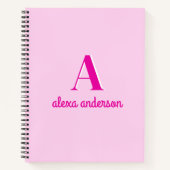 Heet Roze Retro Dolly Monogram Notitieboek (Voorkant)