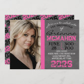 Heet Roze & Zwart Chalkboard Afstuderen Invitation Kaart