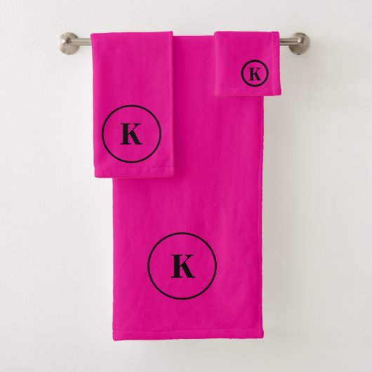 Heet roze zwarte monogram initiaal kleurrijk moder bad handdoek (Insitu)