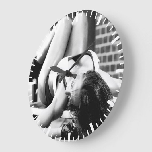 Heet Vrouw Fitness Meisje Grote Klok (Hoek)