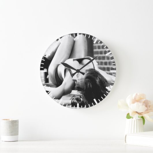 Heet Vrouw Fitness Meisje Grote Klok (Huis)