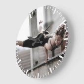 Heet Vrouw Fitness Meisje Grote Klok (Hoek)