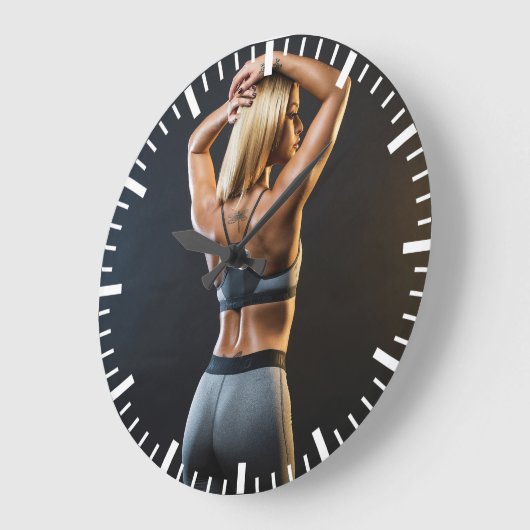 Heet Vrouw Fitness Meisje Grote Klok (Hoek)