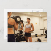 Hefgewichten in de gym briefkaart (Voorkant / Achterkant)