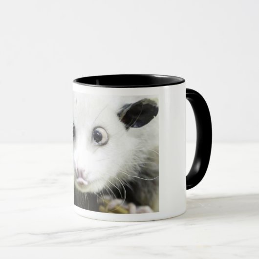 Heidi The Cross Eyed Opossum Mok (Voorkant rechts)