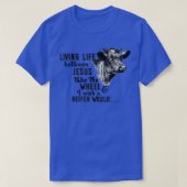 Heifer tussen het T-shirt Jezus Farmer (Design voorkant)