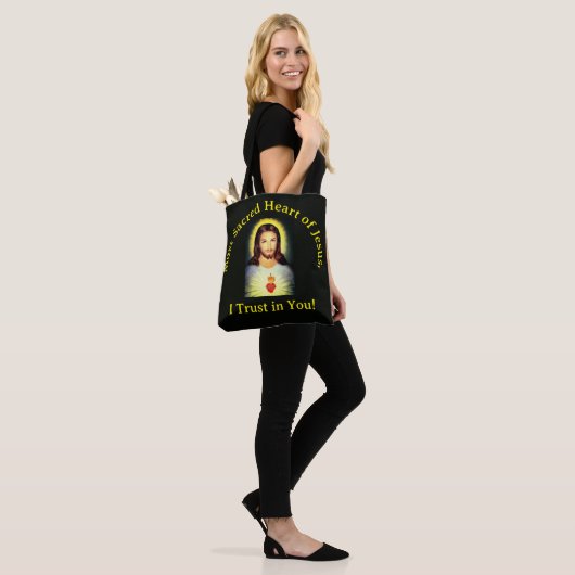 Heilig hart van Jezus Tote Bag (Op model)