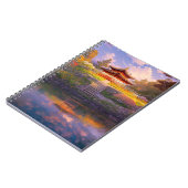 Heiligdom in de omhelzing van Blossoming Hill Notitieboek (Linkerzijde)