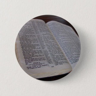 Heilige Bijbel Ronde Button 5,7 Cm
