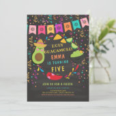 Heilige Guacamole Fiesta Verjaardag Uitnodiging (Staand voorkant)