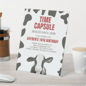 Heilige Koe 1e verjaardag Capsule Poster Reclamebord Met Voetstuk (Insitu)