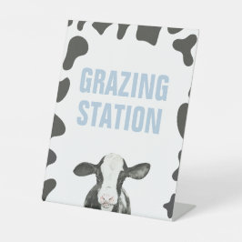 Heilige Koe 1e Verjaardag Grazing Station Voedsel  Reclamebord Met Voetstuk