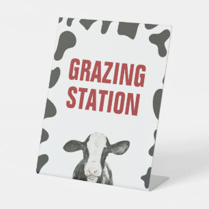 Heilige Koe 1e Verjaardag Grazing Station Voedsel Reclamebord Met Voetstuk