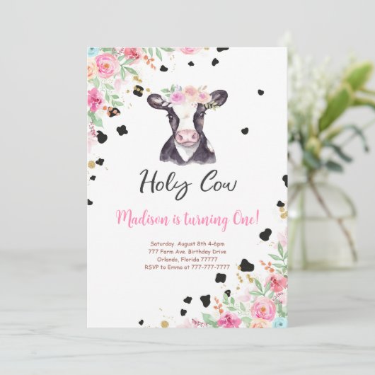 Heilige Koe Birthday Uitnodiging (Staand voorkant)
