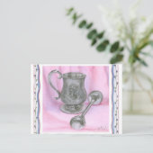 Heirloom Cup & Rattle on Paarse Achtergrond Briefkaart (Staand voorkant)