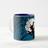 Heks en spin op web Halloween aangepaste mok (Voorkant links)