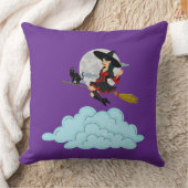 Heks en zwarte kat vliegen op bezem kussen (Deken)