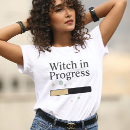 Heks in ontwikkeling tijdens Halloween Tri-Blend Shirt