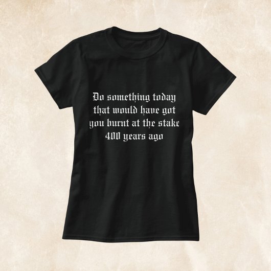Heks verbrand op de brandstapel Halloween T-shirt