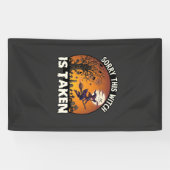 Heks Wordt Genomen Bezem Boom Kerkhof Halloween_1 Spandoek (Horizontaal)