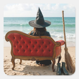 Heks zittend op een strandbank vierkante sticker