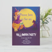 heks zittend op pompoen met kat Halloween feest Kaart (Staand voorkant)