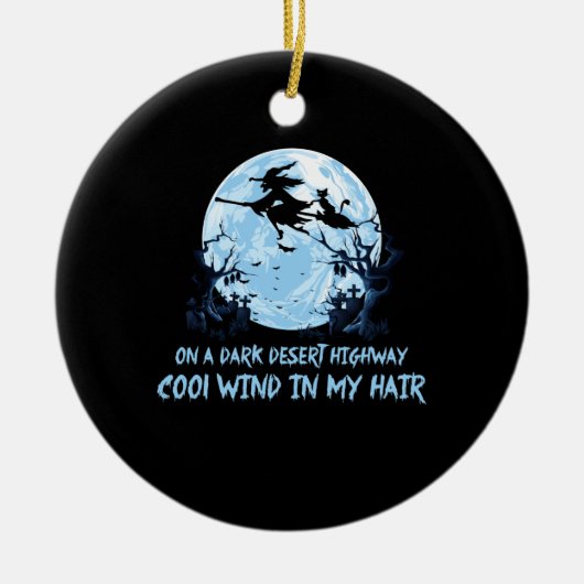 Heksen spelen op een donkere woestijnweg keramisch ornament (Voorkant)