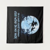 Heksen spelen op een donkere woestijnweg wandkleed (Voorkant (horizontaal))