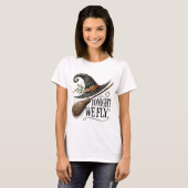 Heksenhoed van Halloween op een bezemsteel T-shirt (Voorkant volledig)