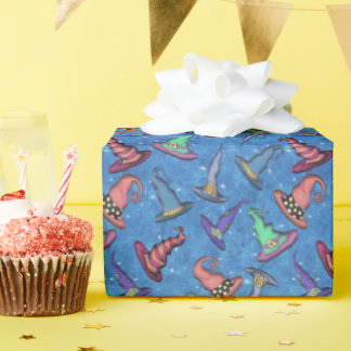 Heksenhoeden voor Halloween op Blauw Cadeaupapier