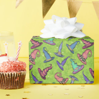 Heksenhoeden voor Halloween op limoengroen Cadeaupapier