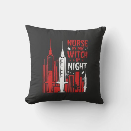 Heksenverpleegster Halloween Skyline Design_1 Kussen (Voorkant)