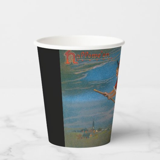 Heksenvliegen met zwarte kat op Halloween Night Papieren Bekers (Voorkant)