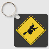 Heksenwaarschuwing Halloween Sleutelhanger (Voorkant)