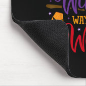 Heksenweg naar de wijn Halloween Drink voor Wicca Muismat (Hoek)