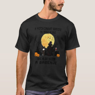 Heksenwijn en Basenji-hond Moeder Halloween-kostuu T-shirt