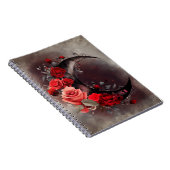 hekserij | Halve maan met gotische rode rozen Notitieboek (Rechterzijde)