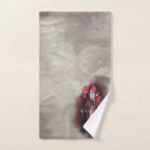 hekserij | Rode heks met donkere gotische schaduwe Bad Handdoek (Handdoek)