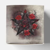 hekserij | Rode heks met donkere gotische schaduwe Bedankdoosjes (Bovenkant)