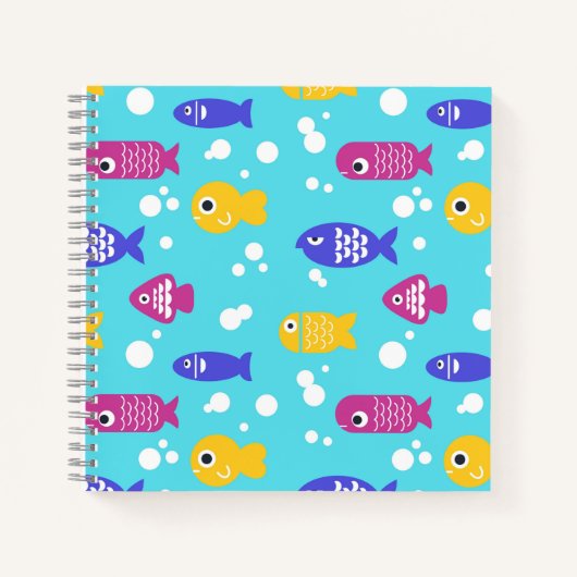 Held Kleurrijk Cartoonaquarium Vispatroon Blauw Notitieboek (Voorkant)